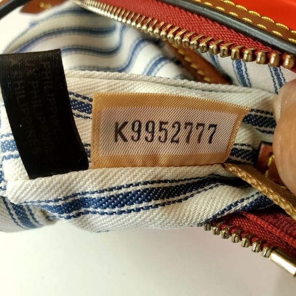 DOONEY & BOURKE Red Wayfarer Domed Crossbody Bag - Picture 6 of 9